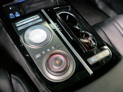 GENESIS G80 (RG3) - 9