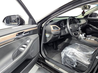 صورة مصغرة 13 لـ 2019 Genesis G90