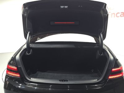 صورة مصغرة 23 لـ 2019 Genesis G90