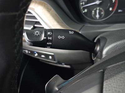 صورة مصغرة 28 لـ 2019 Genesis G90