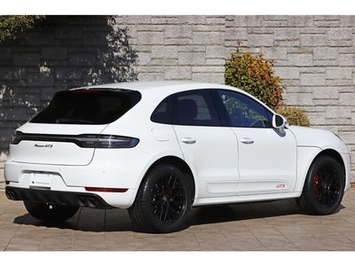 PORSCHE MACAN - 6