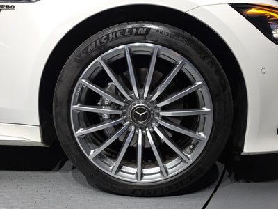 MERCEDES-BENZ GT AMG - 8