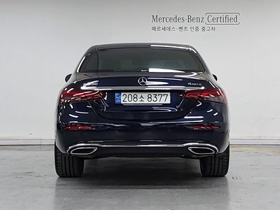 MERCEDES-BENZ E-CLASS - 3