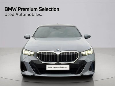 BMW 5 SERIES - 2