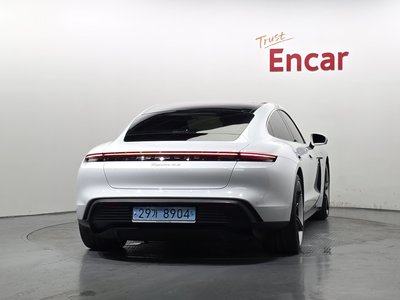 2024 Porsche TAYCAN — фото 4