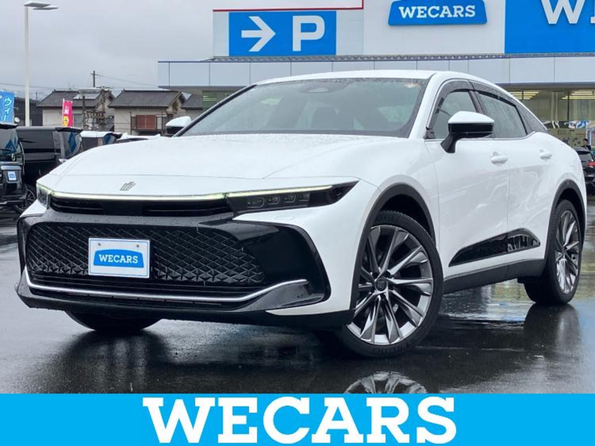 TOYOTA CROWN CROSSOVER - View 1