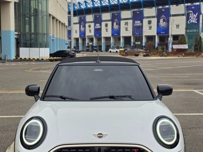 MINI CONVERTIBLE - 2