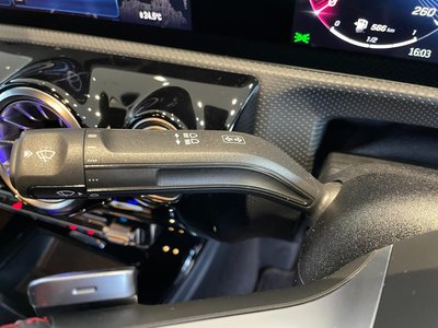 MERCEDES-BENZ A-CLASS - 10