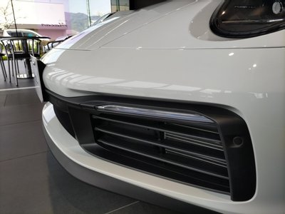 PORSCHE 911 - 6