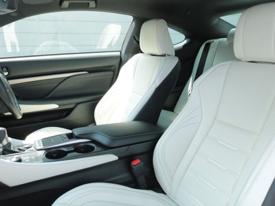 2025 Lexus RC photo 10