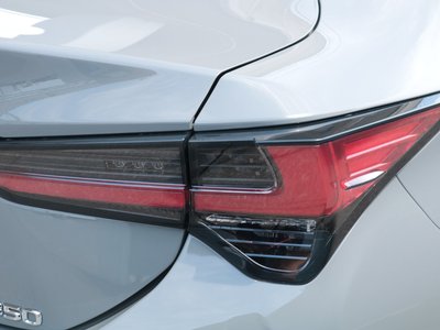 2025 Lexus RC — миниатюра 33