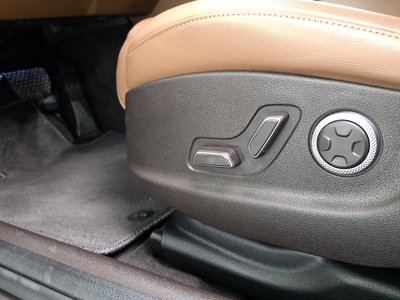 2022 Genesis G80 (RG3) thumbnail 32