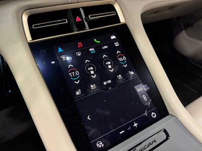 صورة مصغرة 14 لـ 2025 Porsche TAYCAN