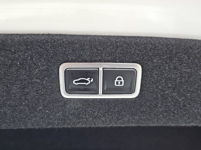 2022 Genesis G90 (RS4) — миниатюра 18