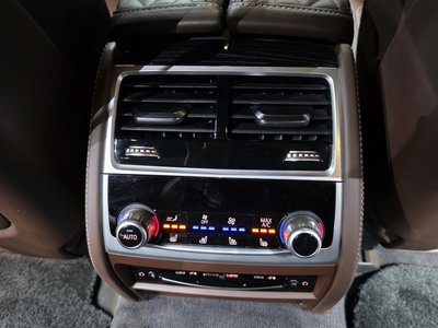2021 BMW 7 SERIES thumbnail 25