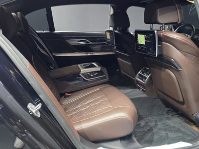 2021 BMW 7 SERIES thumbnail 18