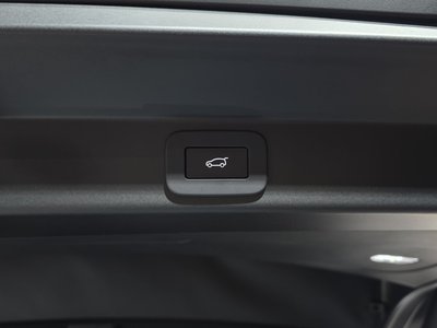 2025 LAND Rover RANGE ROVER SPORT thumbnail 33