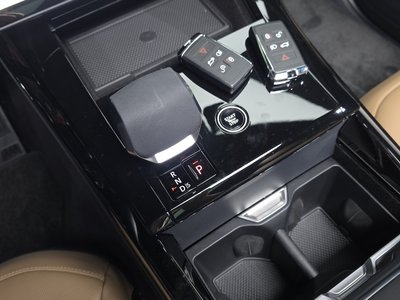 2025 LAND Rover RANGE ROVER SPORT thumbnail 12
