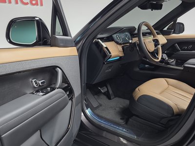 2025 LAND Rover RANGE ROVER SPORT thumbnail 13