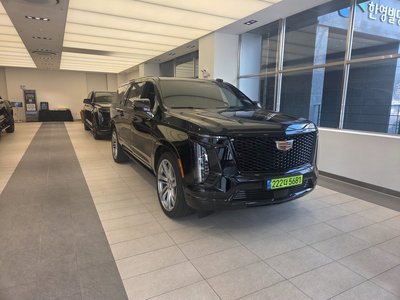 CADILLAC ESCALADE 5TH GENERATION - 2