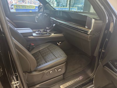 CADILLAC ESCALADE 5TH GENERATION - 9