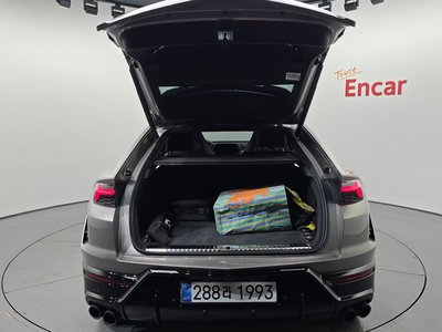 صورة مصغرة 24 لـ 2025 Lamborghini URUS