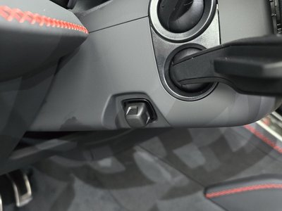 صورة مصغرة 38 لـ 2025 Lamborghini URUS