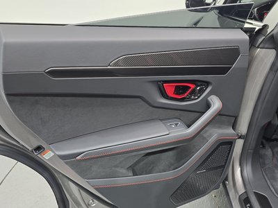صورة مصغرة 15 لـ 2025 Lamborghini URUS