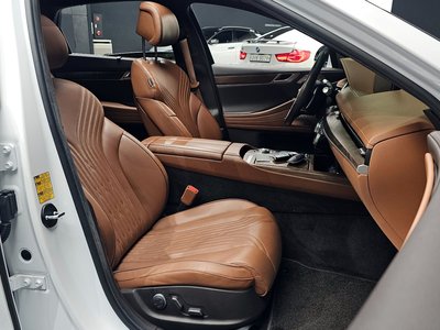 GENESIS G80 (RG3) - 10