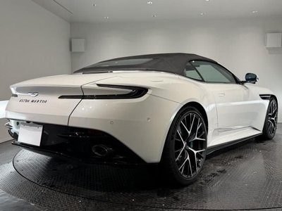 ASTON MARTIN DB12 VOLANTE - 3