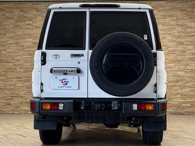 2024 Toyota LAND CRUISER 70 — миниатюра 36