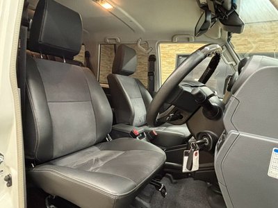 2024 Toyota LAND CRUISER 70 — миниатюра 47