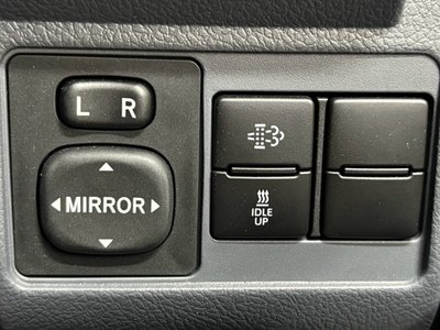 2024 Toyota LAND CRUISER 70 — миниатюра 53