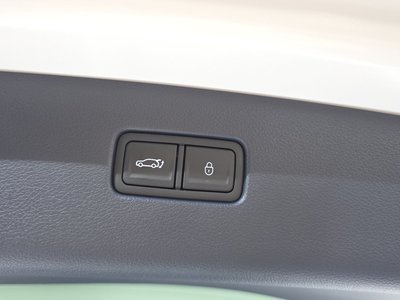 صورة مصغرة 38 لـ 2025 Genesis GV80