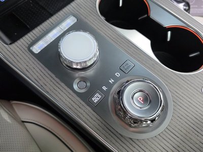 صورة مصغرة 12 لـ 2025 Genesis GV80
