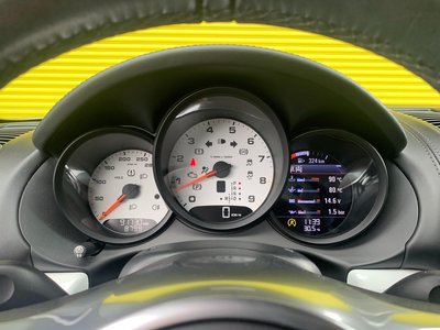 2013 Porsche CAYMAN thumbnail 31