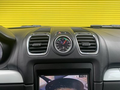 2013 Porsche CAYMAN thumbnail 32