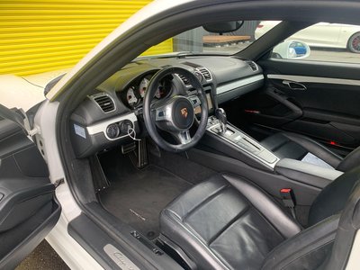 2013 Porsche CAYMAN thumbnail 21