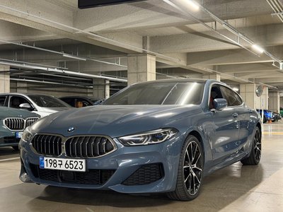 BMW 8 SERIES - 1