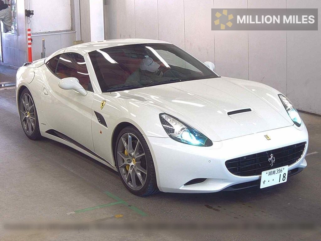 FERRARI CALIFORNIA - View 1