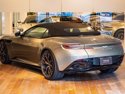 ASTON MARTIN DB12 VOLANTE - 6