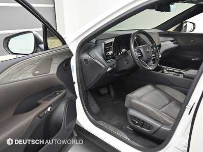 صورة مصغرة 11 لـ 2024 Lexus RX