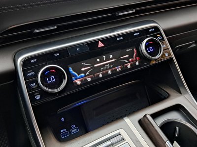 2022 Genesis GV80 thumbnail 24
