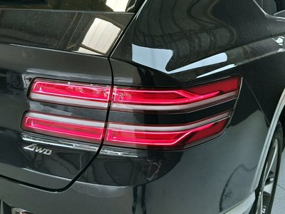 GENESIS GV80 - 10