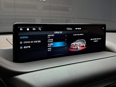 2022 Genesis GV80 thumbnail 19