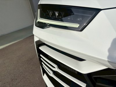 LAMBORGHINI URUS - 8