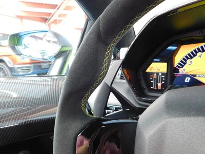 2017 Lamborghini AVENTADOR ROADSTER 照片 15