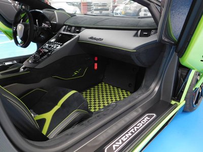 2017 Lamborghini AVENTADOR ROADSTER 照片 25