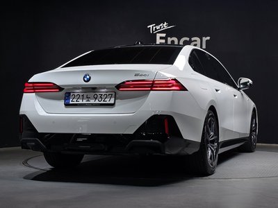 BMW 5 SERIES - 3