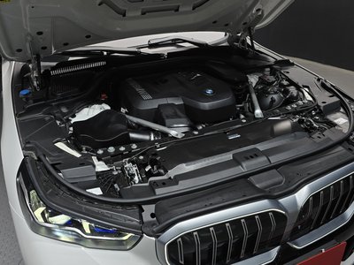 BMW 5 SERIES - 7